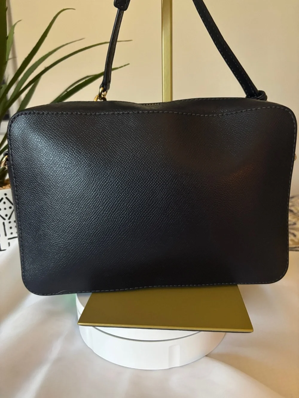 Michael Kors Jet Set Large Saffiano Leather Crossbody Bag